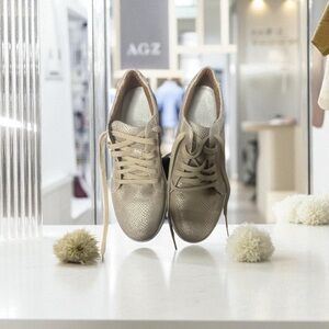 Rockport Women's Metallic Beige Sneakers